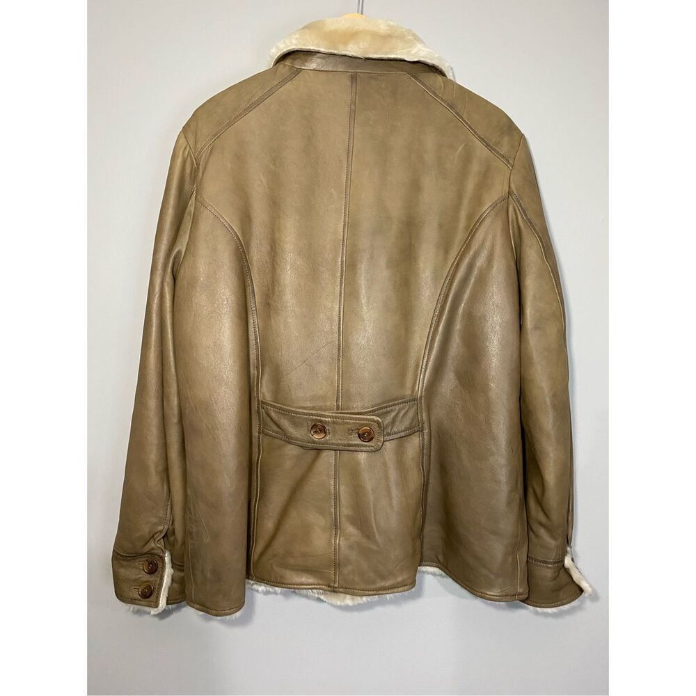 Danier tan leather barn/chore coat with faux shearling interior. - Picture 2 of 16